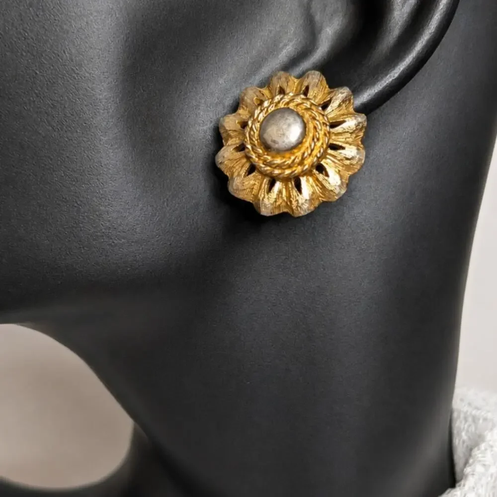 Vintage 1960s Cathe Clip On Earrings Gold Silver Tone Floral Signed 1 Inch